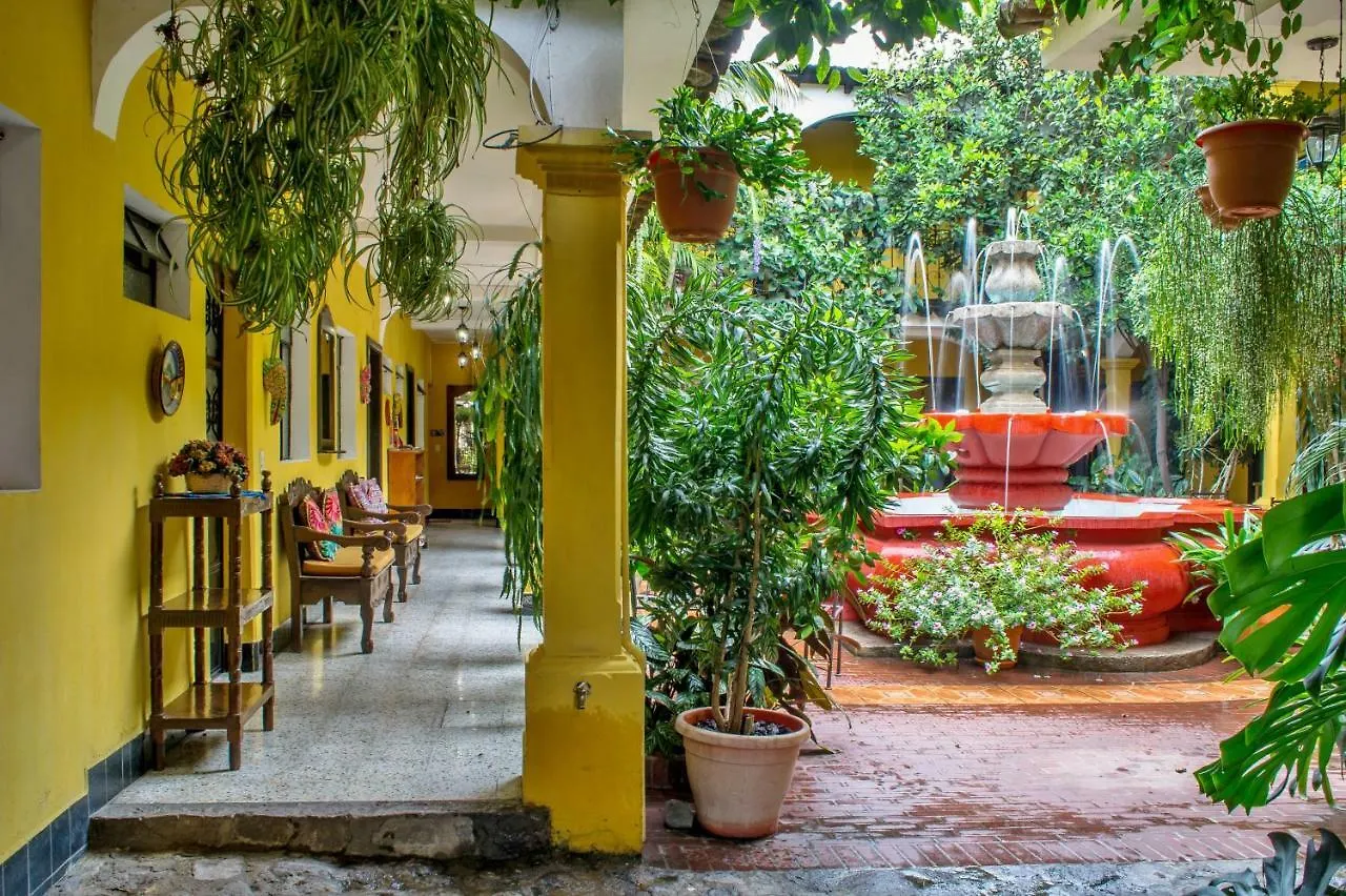 Posada San Vicente By Ahs Antigua Guatemala